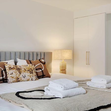 Elegant Apartment - 2Bd-6P - Avenue Montaigne Paris Exteriör bild