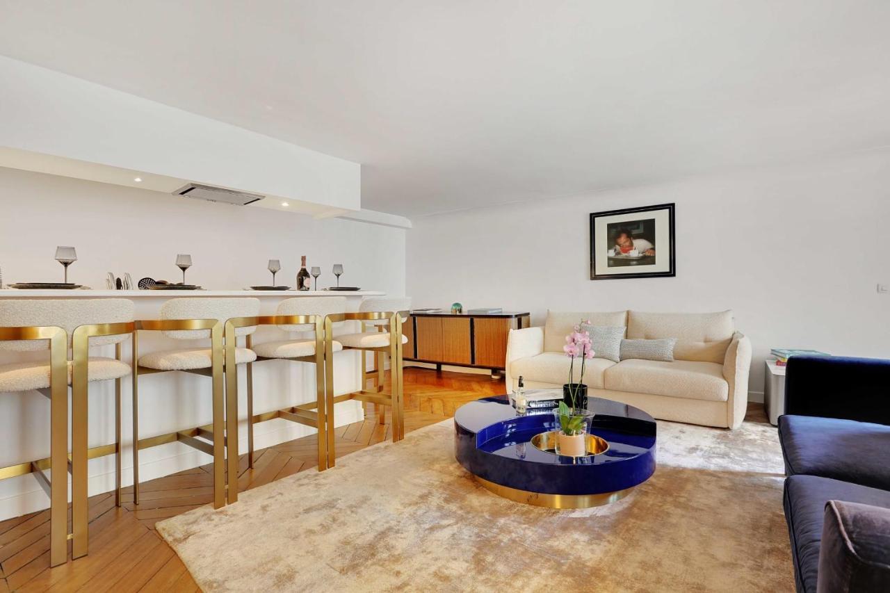 Elegant Apartment - 2Bd-6P - Avenue Montaigne Paris Exteriör bild
