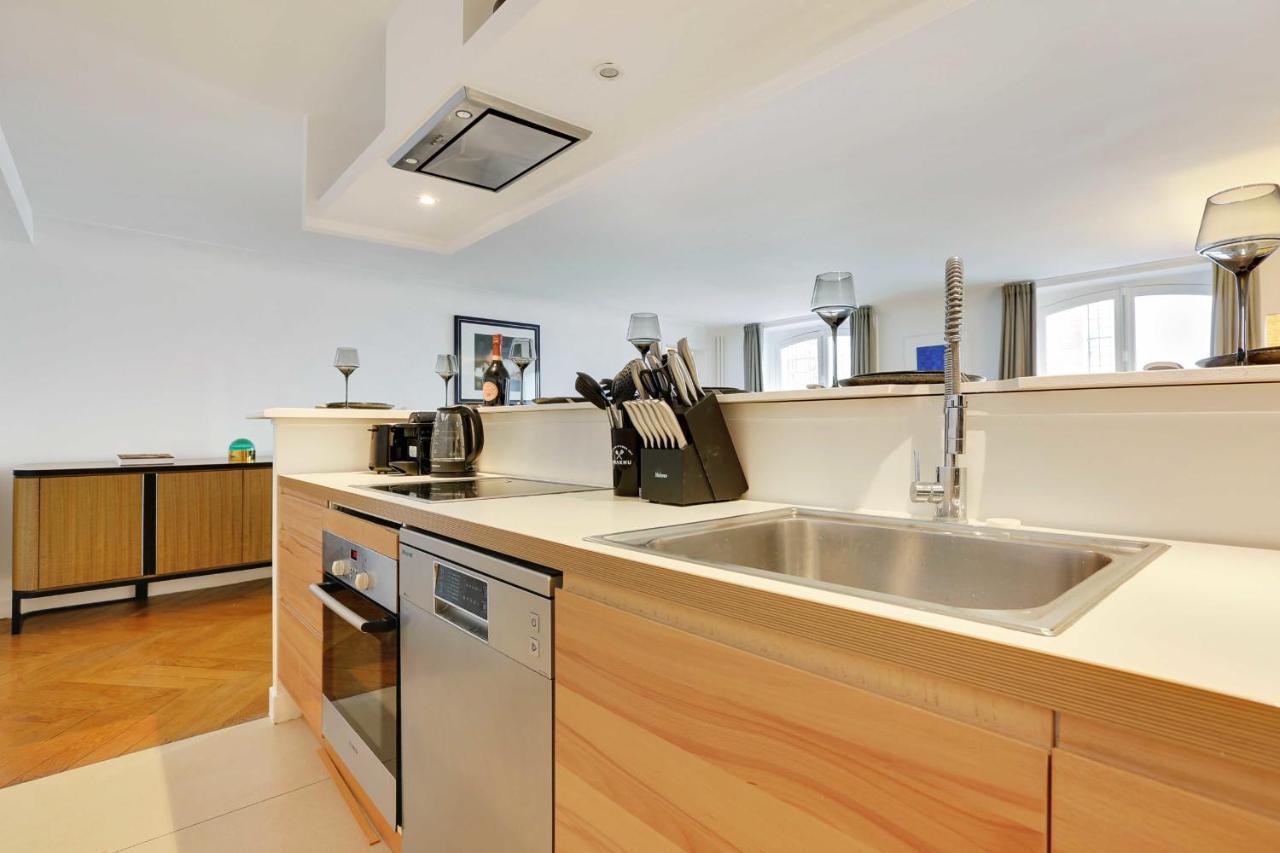 Elegant Apartment - 2Bd-6P - Avenue Montaigne Paris Exteriör bild