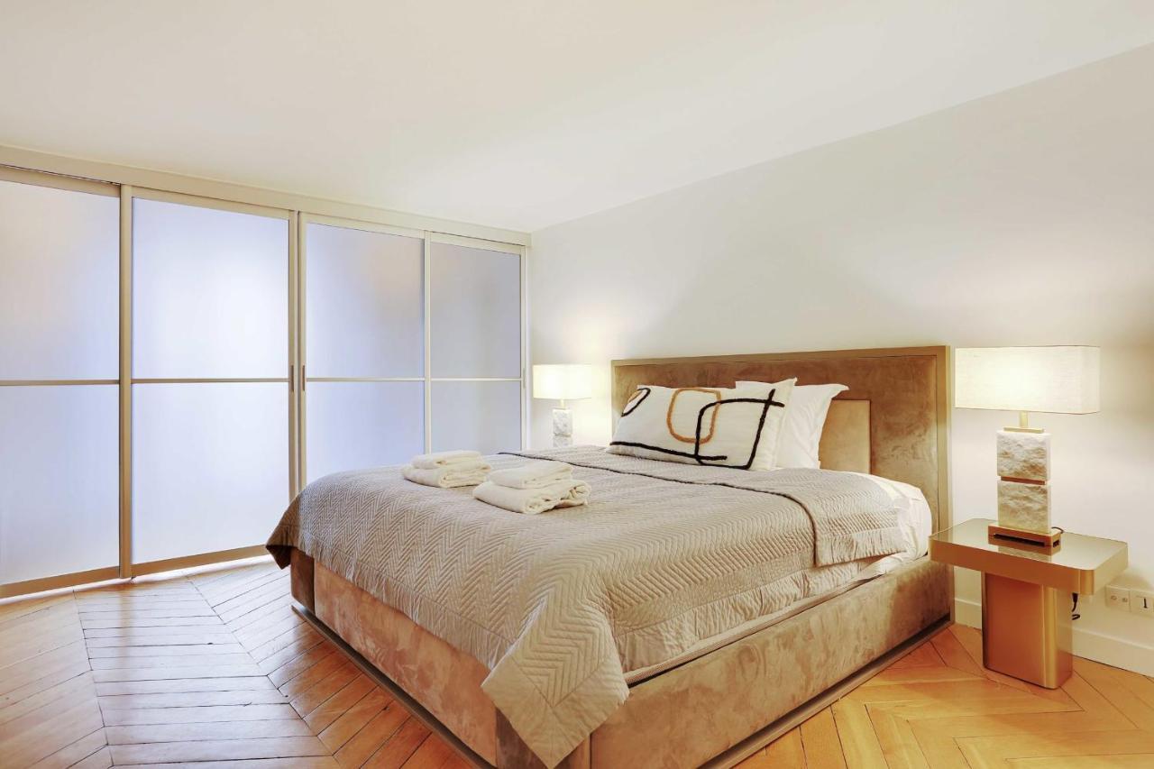Elegant Apartment - 2Bd-6P - Avenue Montaigne Paris Exteriör bild