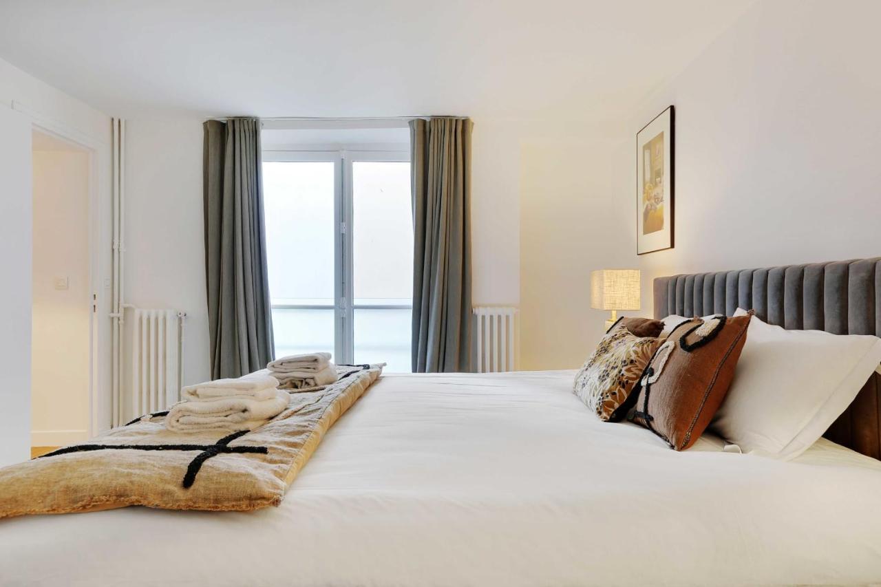 Elegant Apartment - 2Bd-6P - Avenue Montaigne Paris Exteriör bild